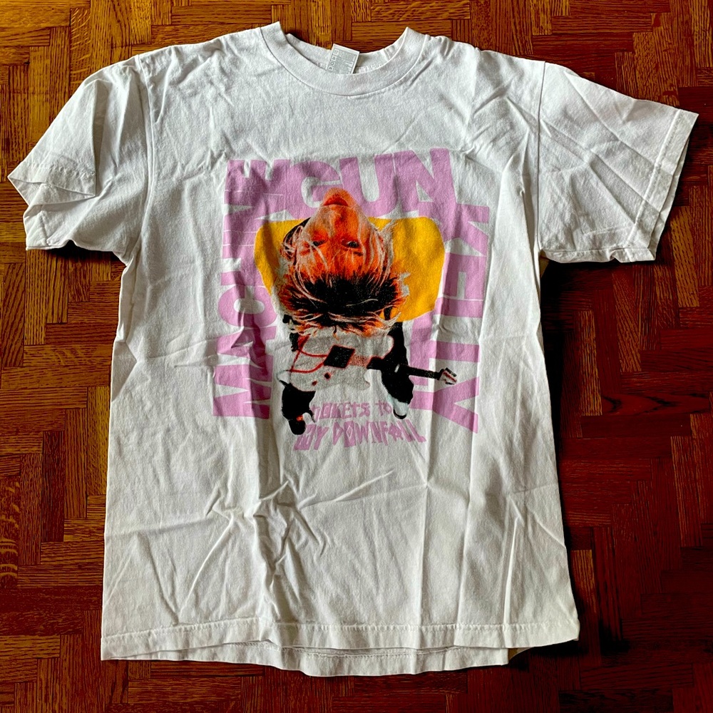 Machine gun Kelly “tickets to my downfall” tee